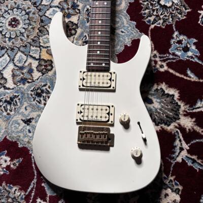 ■Grover Jackson Dinky White FU.IG-37 Grover Jackson Dinky White FU.IG-37 Electric Guitar Made in