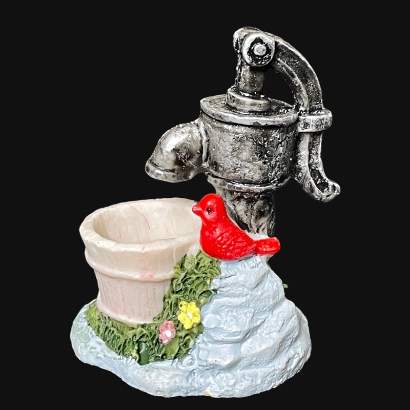 Amazing Detail Dollhouse Miniature 1:12 Garden Bird Bath Water Pump