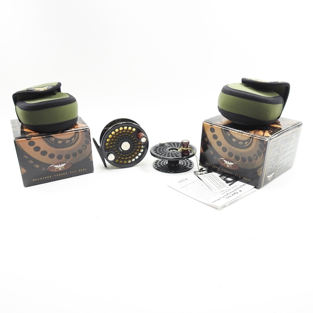 Fenwick F68 Fly Fishing Reel. W/ Spare Spool & Boxes. | eBay