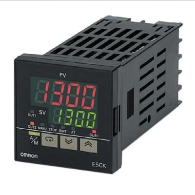 OMRON E5CK-AA1 DIGITAL CONTROLLER 