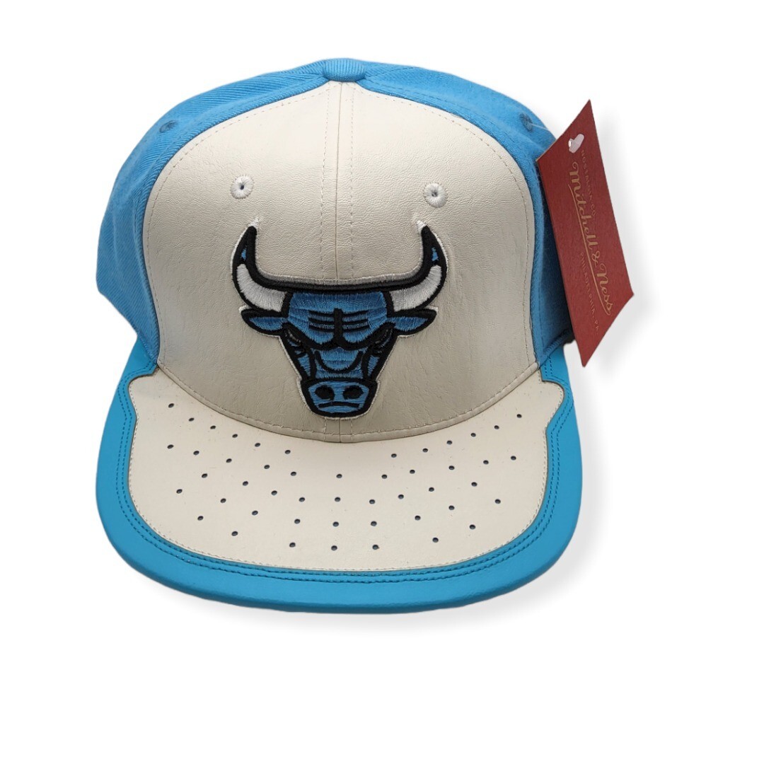 Mitchell & Ness Chicago Bulls Day One White/Light Blue