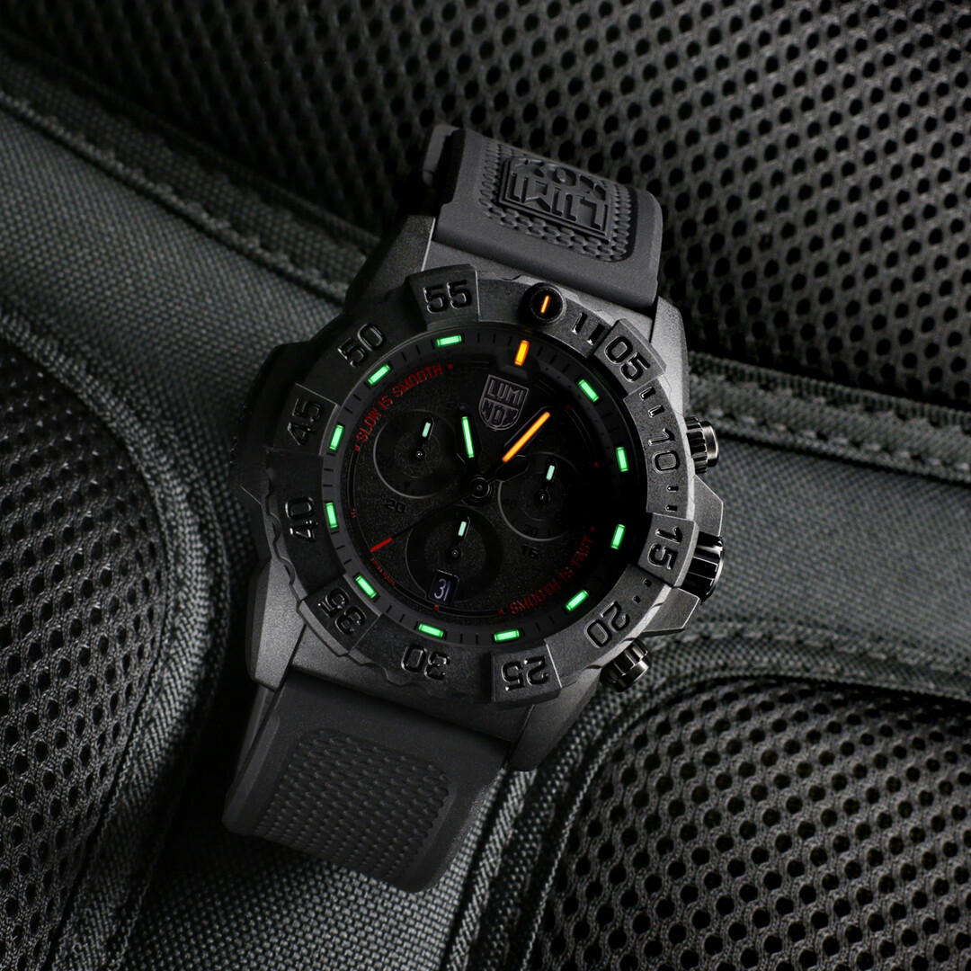 Pre-owned Luminox Navy Seal 3581.sis Black Rubber Strap Men Watch