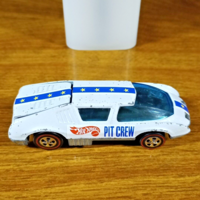 Hot Wheels Vintage Redline Pit Crew Car Enamel White Hong Kong HK 