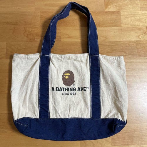 【A BATHING APE】完売前に PACKABLE TOTE BAG ポーチに収納可能 A BATHING APE】完売前に PACKABLE TOTE BAG ポーチに収納可能