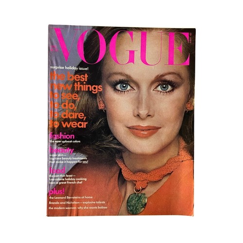 女性情報誌 Vogue Deutsch Magazine December 2021 女性情報誌 Vogue Deutsch Magazine December 2021 女性情報誌