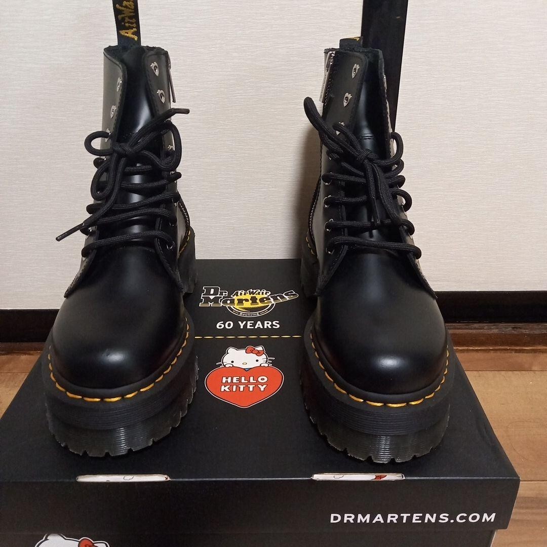 Pre-owned Dr. Martens Jadon Hello Kitty 60th Anniversary Black Platform Boots Us7 Cat