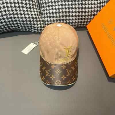 Louis Vuitton classic monogram embroidered logo leather colorblock baseball cap
