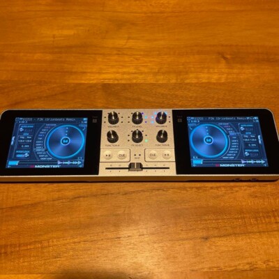 Monster GODJ Portable Mixer Digital Turntable with LCD Touch Screen FAUDIO GO DJ