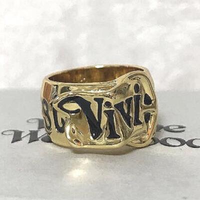 希少Vivienne Westwood チェーンベルト　GOLD 希少Vivienne Westwood チェーンベルトGOLD