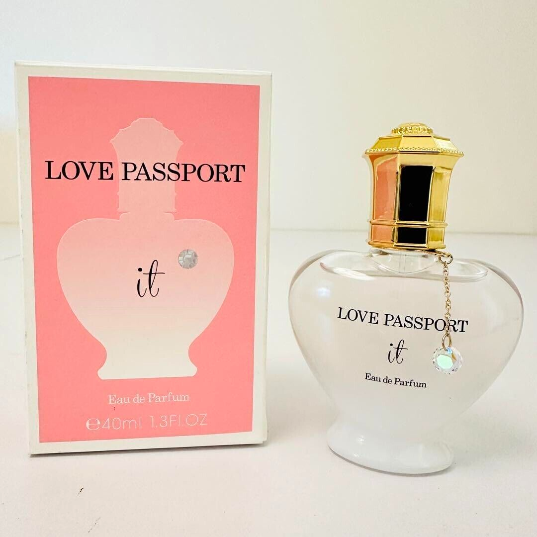 【激レア】Perfume 「love the world」 クリアファイル 61twENPU01L._SY200_QL15_.jpg