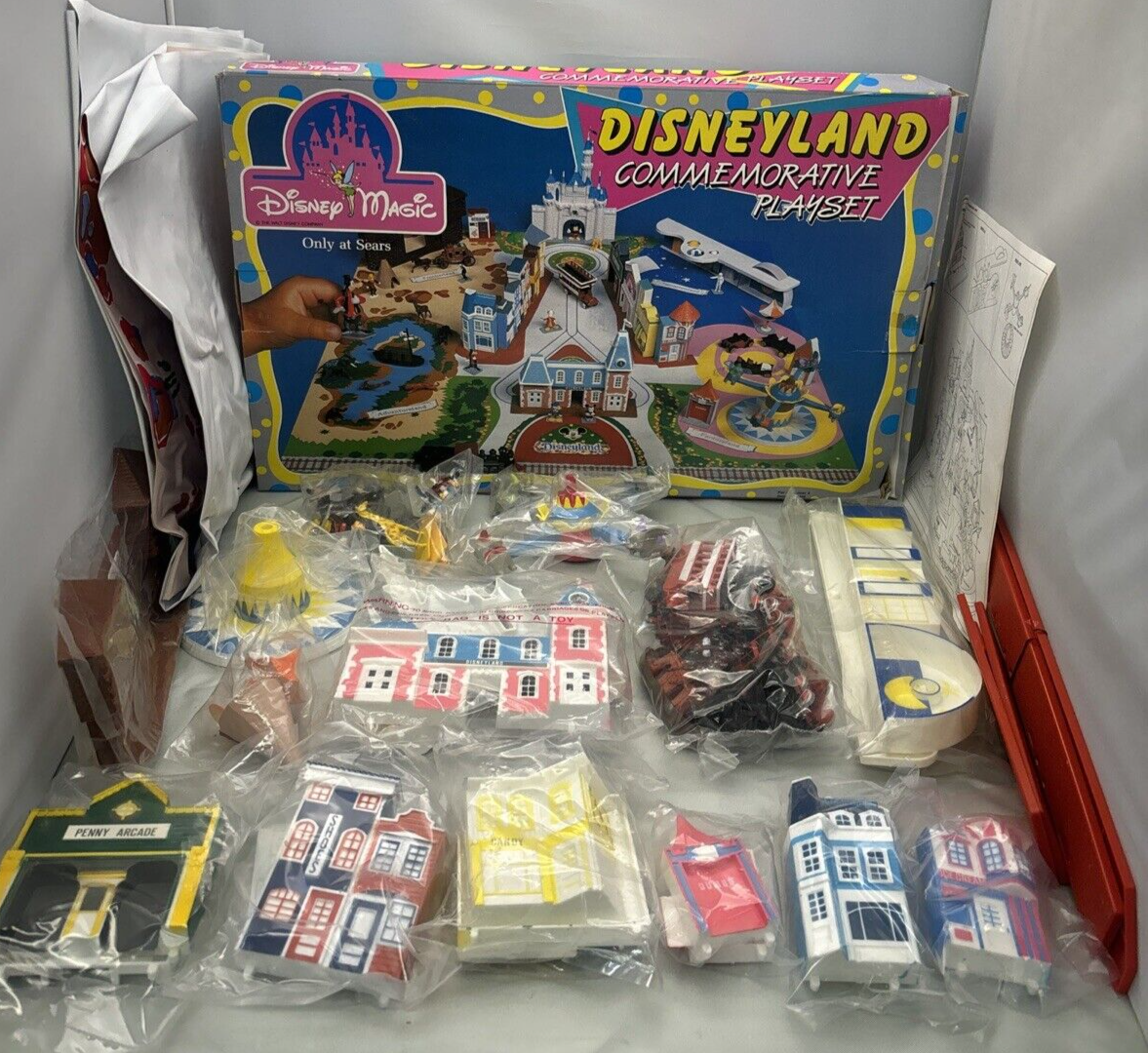 Disneyland Commemorative Playset #60309 Walt Disney Toy | eBay