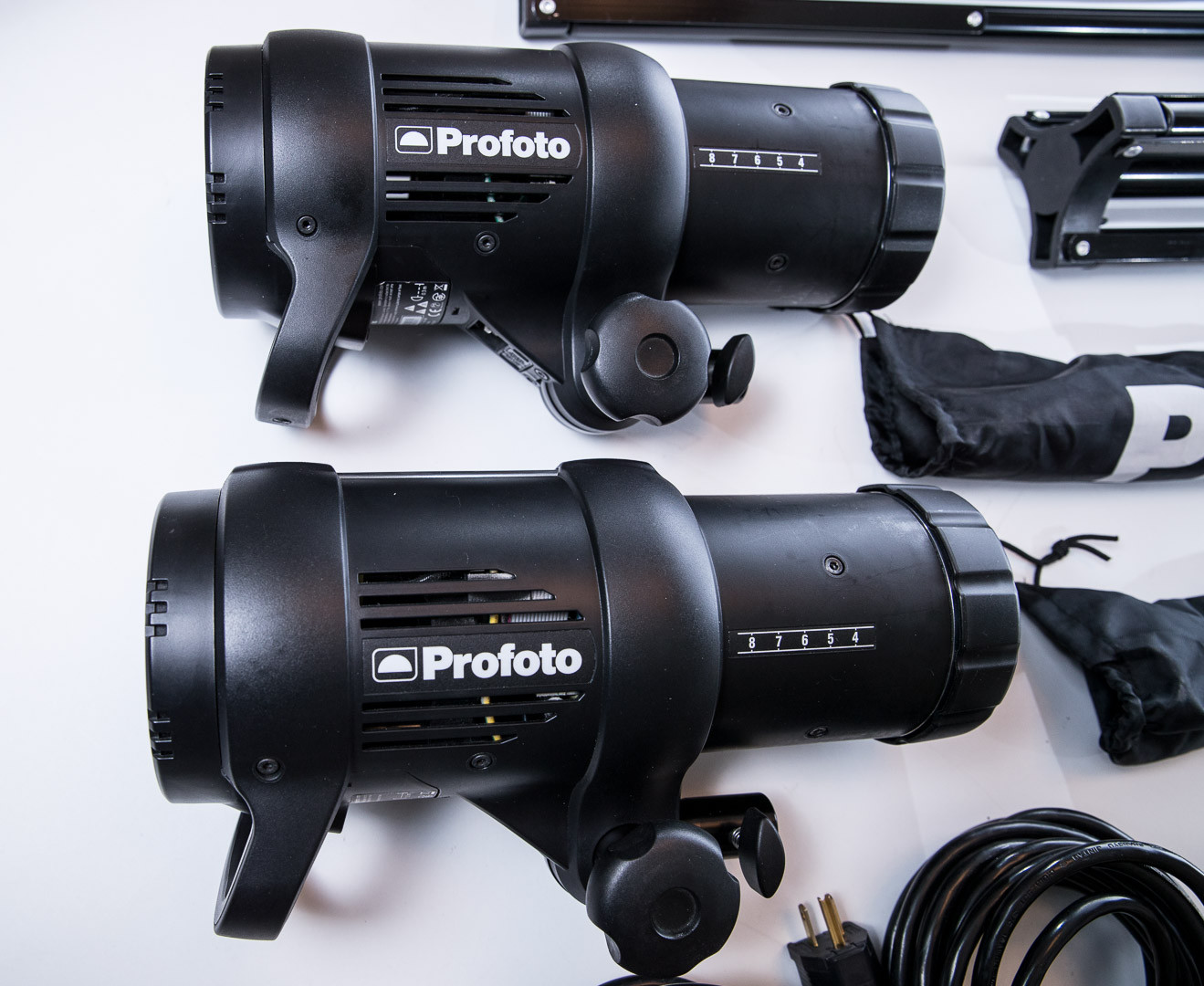 Profoto D1 Air 500/500 Studio Kit WITH Air Remote Included