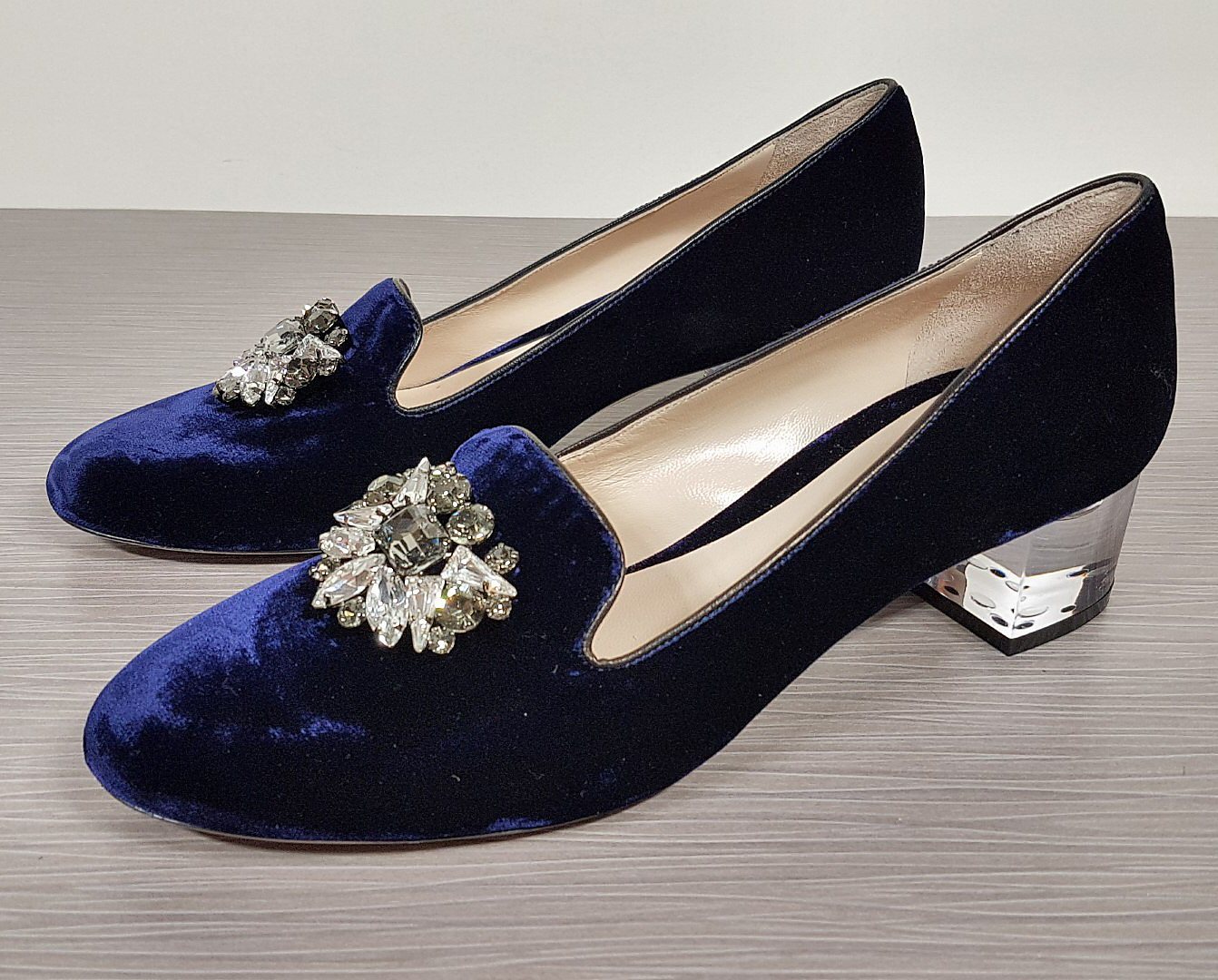 Deimille Della Pia Crystal Embellished Pump Royal Blue Velvet Womens Size 10 /40