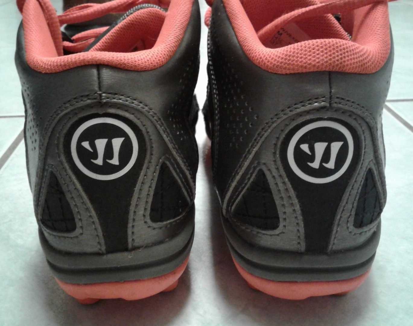 Warrior Youth  Lacrosse Cleat Shoes Black Graphite Orange Kids 4 1/2