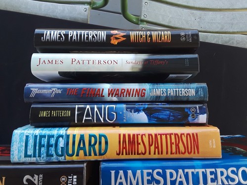 Lot 22 JAMES PATTERSON First Editions Most First Printings 2 Large Print FP