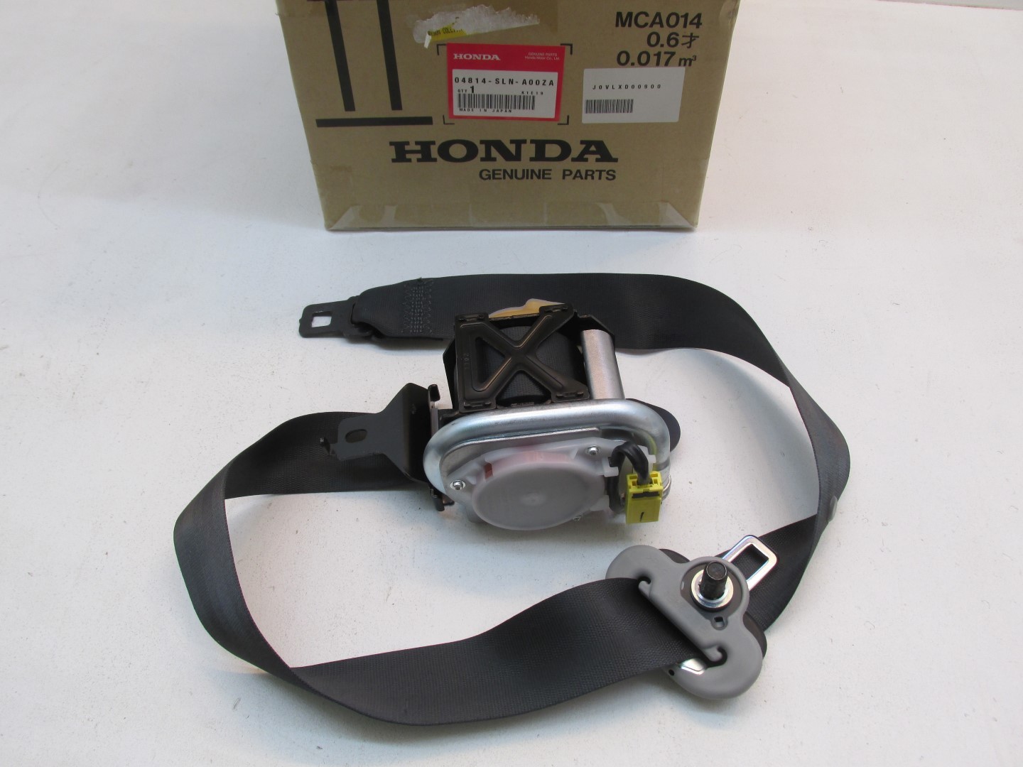 2007-2008 Honda Fit OEM Front Right Seat Belt Tensioner 04814-SLN-A00ZA