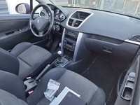 Peugeot 207 CC 07-09 Abdeckung für Beifahrerairbag Peugeot 207 CC 07-09 19.05.2008 96501001ZD gebraucht Vorschau 10