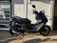 NEW 2025 KYMCO SKYTOWN 125 AUTO SCOOTER