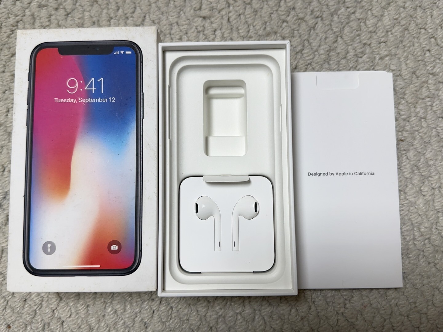 Apple iPhone X - 64GB 256GB (With face ID) Black&White