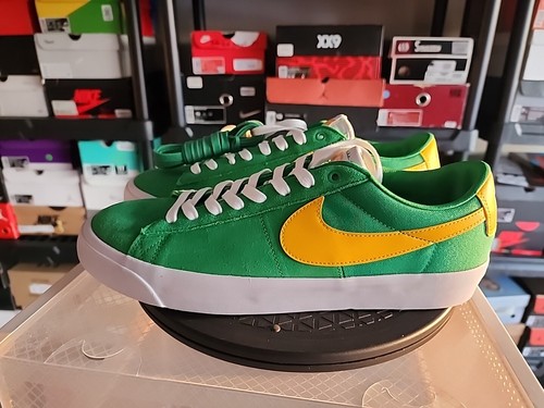 【中古美品】Nike SB Zoom Blazer Low Green Gum Nike SB Zoom Blazer Low Pro GT QS 