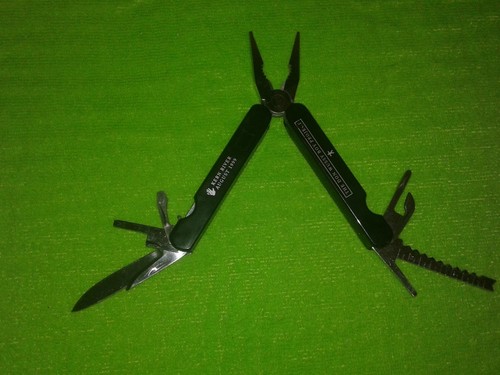 Black Needlenose Vintage Original Multi Tool Cutters Pliers Knife 1999