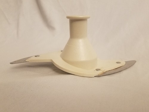 Vintage GE General Electric Food Processor D5FP1 Kitchen Appliance S-blade part