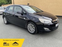 2011 Vauxhall Astra 1.6i 16V Excite 5dr HATCHBACK Petrol Manual