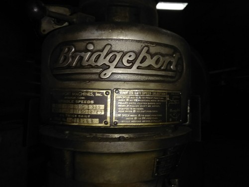 Bridgeport series 1 knee mill. Parting out. Contact for more quote.