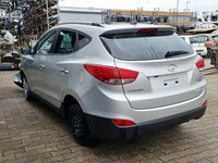 Hyundai IX35 LM 09-13 CRDi 2,0 100KW Spannelement Spannrolle für Keilriemen Hyundai IX35 LM 09-13 14.11.2011 gebraucht Vorschau 7