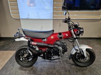 HONDA DAX 125 IN RED