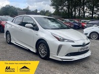 Toyota Prius 1.8 VVT-h Business Edition Plus Hatchback 5dr Petrol Hybrid CVT Eur