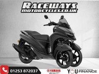 YAMAHA TRICITY 125 GREY BRAND NEW 3 WHEELED SCOOTER