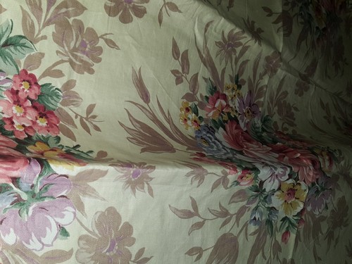 17 Repeats in HIGH END 1940s UNUSED floral fabric Really an incredible look WOW!