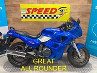 Triumph Sprint 885