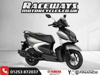 YAMAHA RAYZR 125  BRAND NEW SCOOTER FULL MANUFACTURERS WARRANTY 125CC