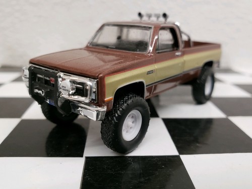 1/64 Greenlight 1982 GMC High Siera Hitch&Tow4X4 TRUCK 1/64 Greenlight 1982 GMC High Siera Hitch&Tow4X4 TRUCK