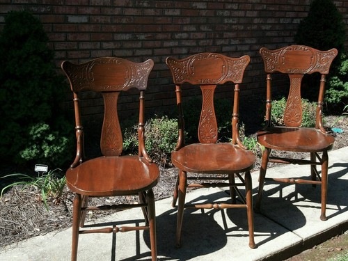 Set of 6 dining room chairs