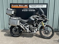 STUNNING PRE-REGISTERED 2025/25 TRIUMPH TIGER 1200 RALLY EXPLORER MOTORCYCLE 