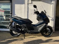 NEW 2025 KYMCO SKYTOWN 125 AUTO SCOOTER