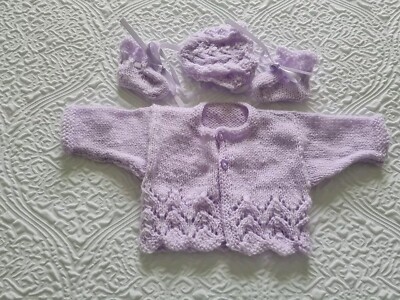 Hand Knitted Preemie Baby Set.
