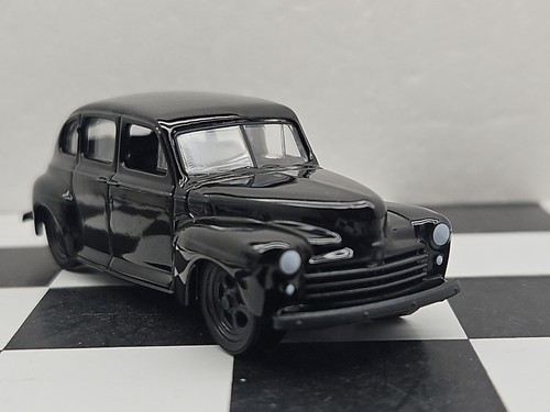 グリーンライト　1947 Ford Fordor Super Deluxe グリーンライト 1947 Ford Fordor Super Deluxe GREENLIGHT