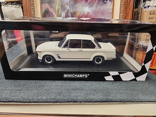 BMW 2002 Turbo ミニカー 1/43 スケール $_57.JPG?set_id=880000500F