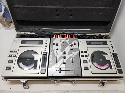 gemini CDJ CDM-3610 ミキサー Gemini CDM3610 Dual MP3/CD Player and Mixer | zZounds