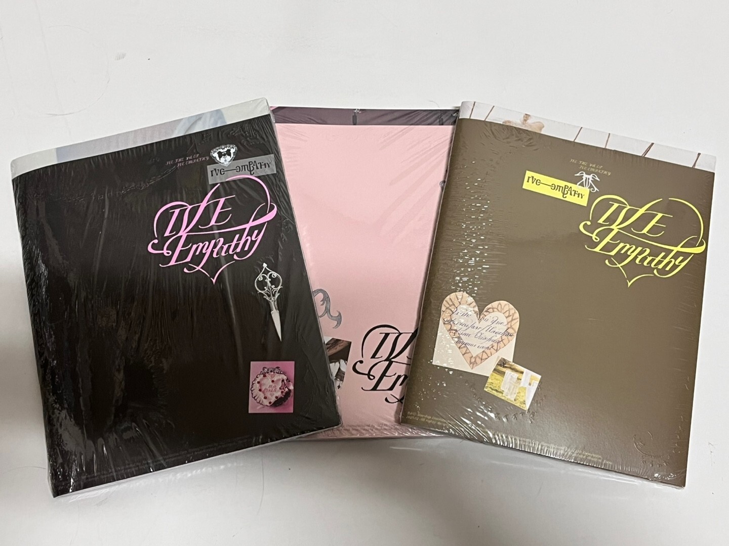 IVE EMPATHY 3rd EP 3形態 アルバム 60枚 新品未開封 Amazon.com
