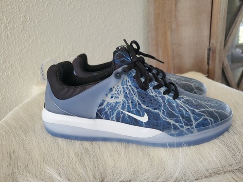 送料無料 新品 NIKE SB ZOOM NYJAH 3 28.5 Amazon.com | Nike SB Zoom Nyjah 3 Skate Shoes (DJ6130-002