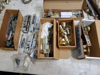 Lot Of Parts & Pieces Locks Door Knobs Locksmith Keys Job Lot L2
