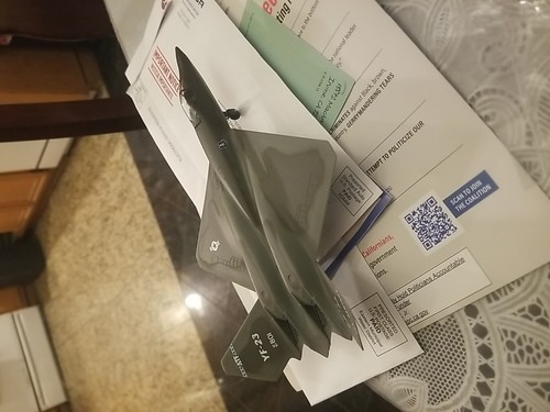 DML YF-23 1/72スケールモデルキット DML YF-23 1/72スケールモデルキット USAF YF-23 (Plastic model