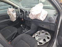Dacia Logan MCV II 13-20 1,2 55KW Sicherungskasten Zentralelektrik Dacia Logan MCV II 13-20 04.03.2016 681722712R... Vorschau 9