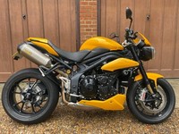 2016 TRIUMPH SPEED TRIPLE 1050 94R