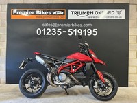 STUNNING LOW MILEAGE 2019/19 DUCATI HYPERMOTARD 950 MOTORCYCLE 